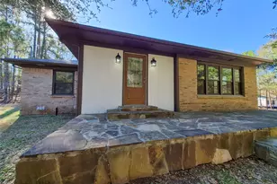 92 Summer Pl, Huntsville, TX 77340 - Photo 2