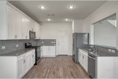7314 Madison Commons Lane, Houston, TX 77075 - Photo 10