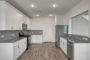 7314 Madison Cmns Ln, Houston, TX 77075 - Photo 10