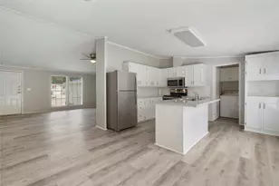 16333 Lone Corral Ct, Conroe, TX 77302 - Photo 6