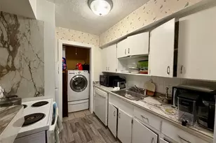 5615 Bissonnet St, Houston, TX 77081 - Photo 4