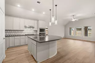 42609 Reminiscent Ln, Magnolia, TX 77354 - Photo 2