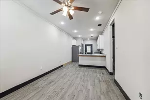 7918 Bowen St, Houston, TX 77051 - Photo 2