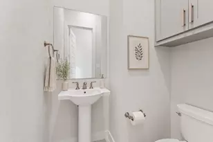 1430 W 34th 1/2 St, Houston, TX 77018 - Photo 16