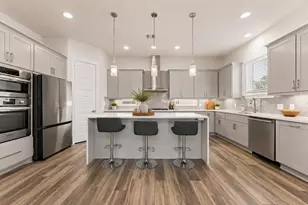 1430 W 34th 1/2 St, Houston, TX 77018 - Photo 12