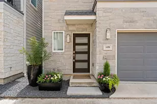 1430 W 34th 1/2 St, Houston, TX 77018 - Photo 2