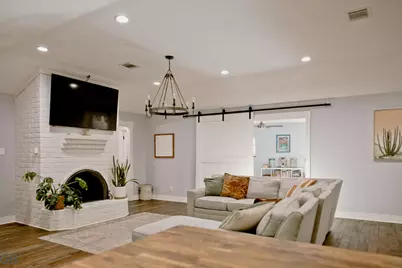 3010 Broadmoor Drive, Sugar Land, TX 77478 - Photo 8