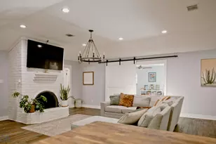 3010 Broadmoor Dr, Sugar Land, TX 77478 - Photo 8