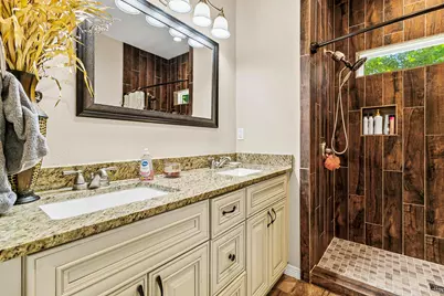 27 Lakewood, Trinity, TX 75862 - Photo 16
