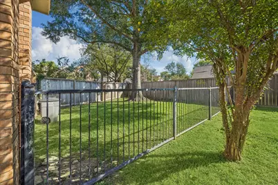 14643 S Hearthstone Green Drive, Houston, TX 77095 - Photo 34