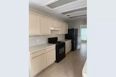 15318 Inks Lake Drive, Sugar Land, TX 77498 - Photo 4