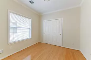 618 Detering St, Houston, TX 77007 - Photo 36