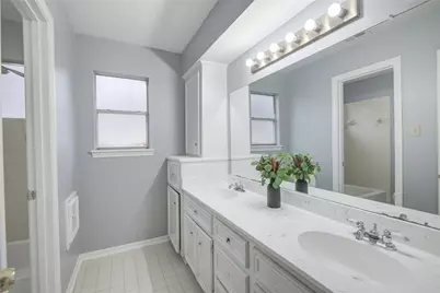 10603 Mills Circle, Houston, TX 77070 - Photo 32