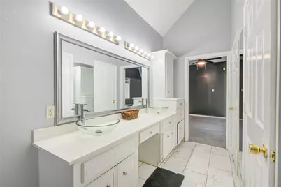 10603 Mills Circle, Houston, TX 77070 - Photo 20