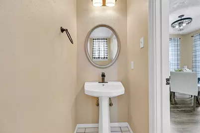 303 Regency Court, Friendswood, TX 77546 - Photo 16