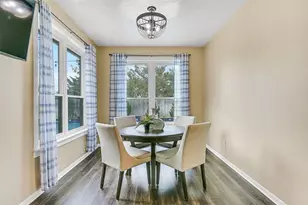 303 Regency Ct, Friendswood, TX 77546 - Photo 10