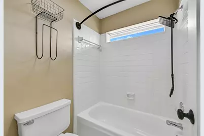 303 Regency Court, Friendswood, TX 77546 - Photo 26