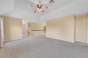 303 Regency Ct, Friendswood, TX 77546 - Photo 20