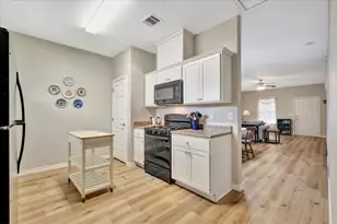 12118 Dumas St, Houston, TX 77034 - Photo 2