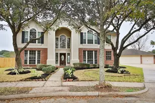 6319 Misty Creek, Missouri City, TX 77459 - Photo 2