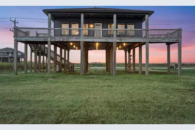 2416 Highway 87, Gilchrist, TX 77617 - Photo 26