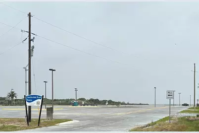 1026 N Gayle Street, Gilchrist, TX 77617 - Photo 20