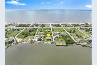 1026 N Gayle Street, Gilchrist, TX 77617 - Photo 1