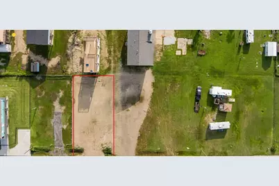 1026 N Gayle Street, Gilchrist, TX 77617 - Photo 28