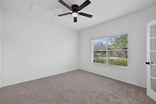 206 Unique Ct, Rosharon, TX 77583 - Photo 4