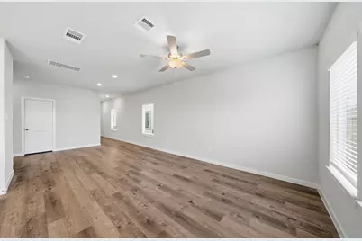 3325 Young Clover Way, Houston, TX 77047 - Photo 10