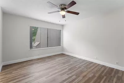 336 Litchfield Lane, Houston, TX 77024 - Photo 20
