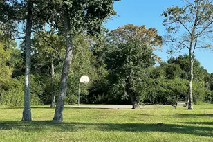 4715 Bay Vista Dr, Baytown, TX 77523 - Photo 34