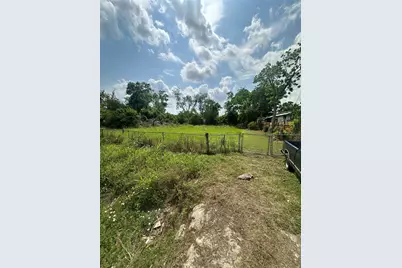 4513 Los Angeles Street, Houston, TX 77026 - Photo 6