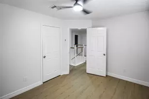 14819 Flowerwood Dr, Houston, TX 77062 - Photo 30