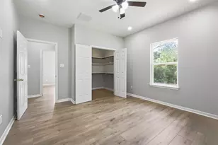 1915 Ross Ave, Cleveland, TX 77327 - Photo 10