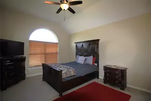 4713 Cypress Bend Ct, Pearland, TX 77584 - Photo 18