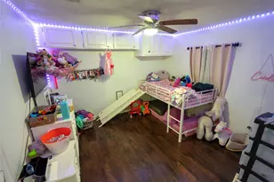 508 Clear Lake Rd, Highlands, TX 77562 - Photo 18