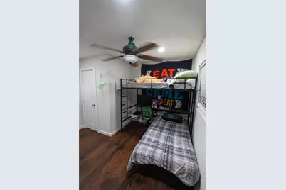 508 Clear Lake Road, Highlands, TX 77562 - Photo 20