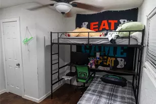 508 Clear Lake Rd, Highlands, TX 77562 - Photo 20