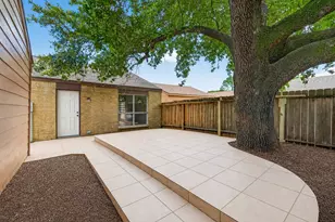 8632 Maplecrest Dr, Houston, TX 77099 - Photo 22