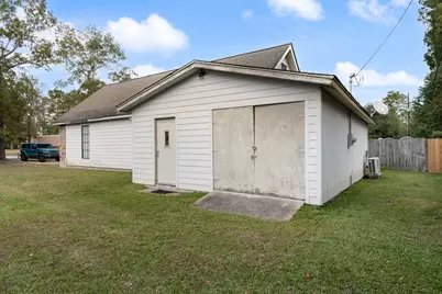 288 Alana Lane, Oak Ridge North, TX 77386 - Photo 6