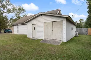 288 Alana Ln, Oak Ridge North, TX 77386 - Photo 6