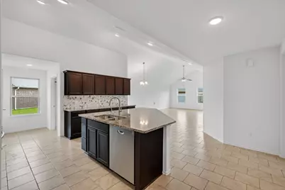 9903 Little Walnut Lane, Tomball, TX 77375 - Photo 8