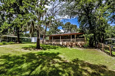 17 Pine Wood Drive, Huntsville, TX 77320 - Photo 1