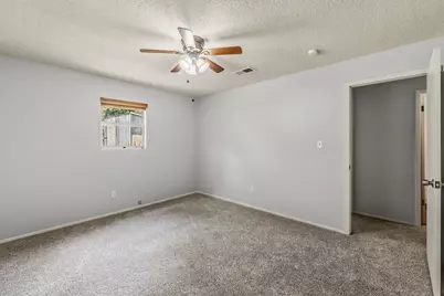 17 Pine Wood Drive, Huntsville, TX 77320 - Photo 10
