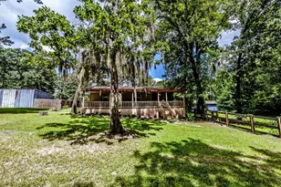 17 Pine Wood Dr, Huntsville, TX 77320 - Photo 2