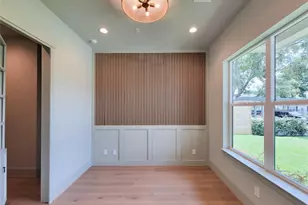 1922 Norcrest Dr Dr, Houston, TX 77055 - Photo 4