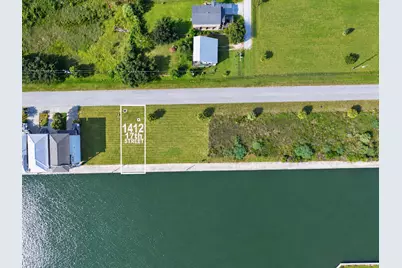 1412 17th Street, Port Bolivar, TX 77650 - Photo 2
