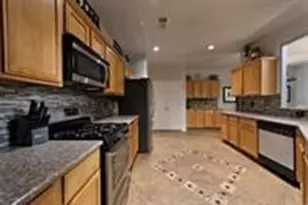 3905 Austin Lake Ct, Pearland, TX 77581 - Photo 14