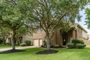 3905 Austin Lake Ct, Pearland, TX 77581 - Photo 4